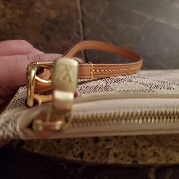 Louis Vuitton Damier Azur Neverfull MM Pochette LIKE NEW - Picture 4 of 10